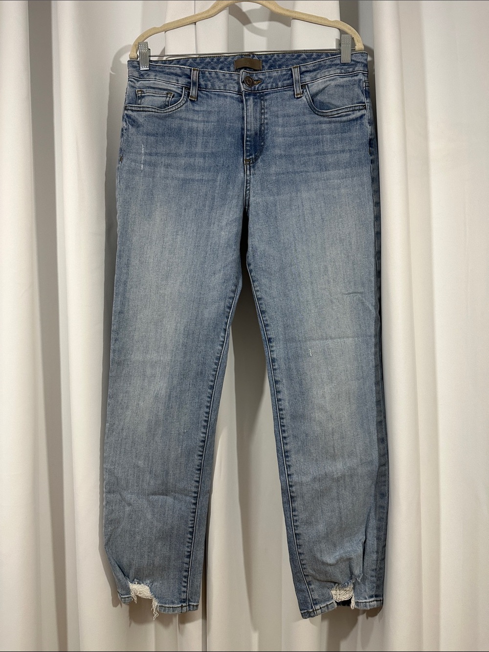 Kut from the Kloth Christine Straight Leg Jeans Size 14 Distressed Hem